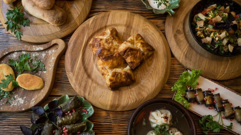 Spécialités culinaires géorgiennes : plats et saveurs incontournables